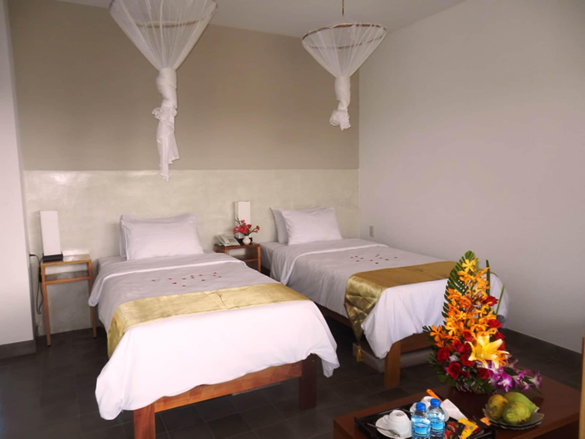 Mekong Riverside Boutique Resort & Spa Кай-Бе Екстер'єр фото